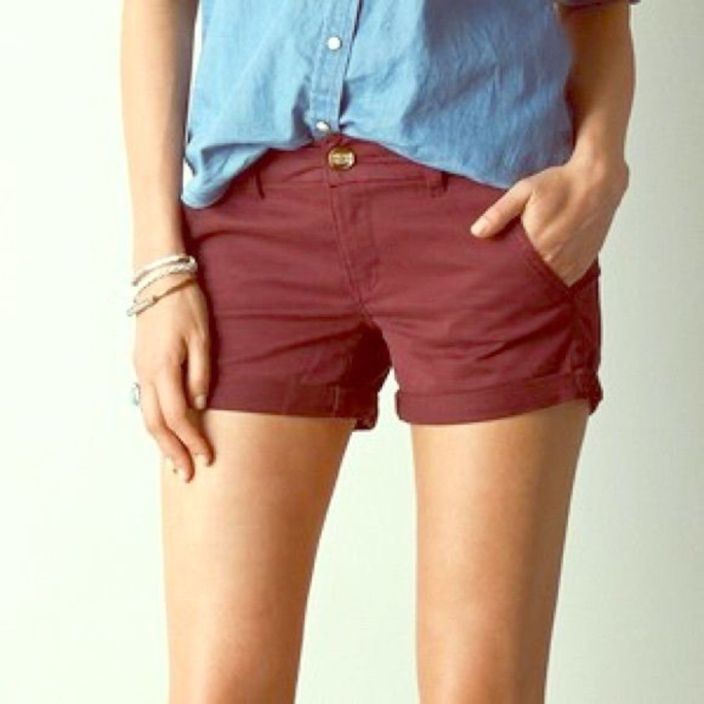 AE Stretchy Red Midi Shorts